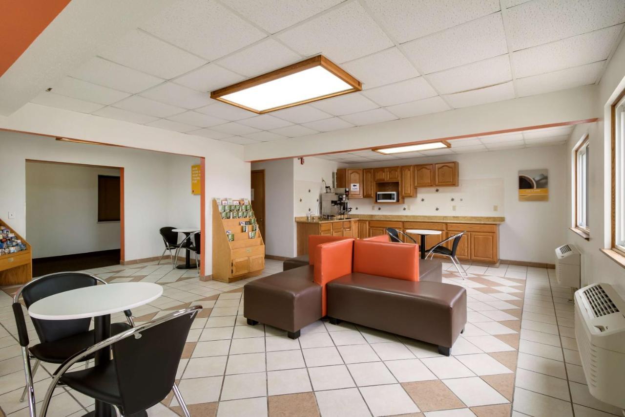 Motel 6-Davenport, Ia מראה חיצוני תמונה